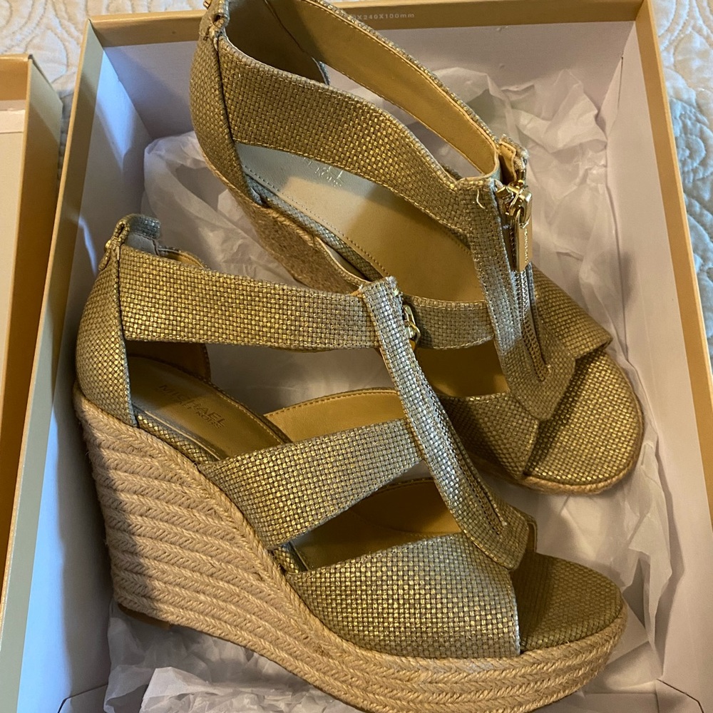 NEW Michael Kors Gold Danita Wedge 7m